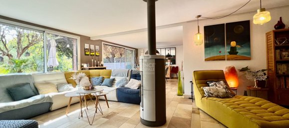 5 bedrooms House in Cergy, France No. 171327 4