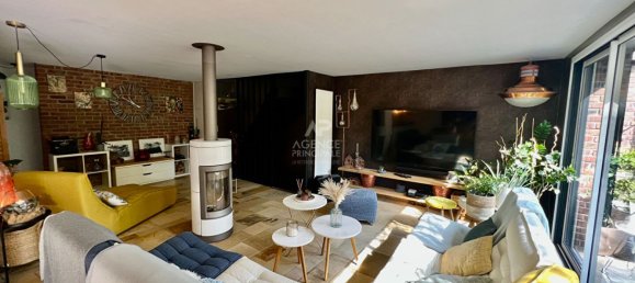 5 bedrooms House in Cergy, France No. 171327 2