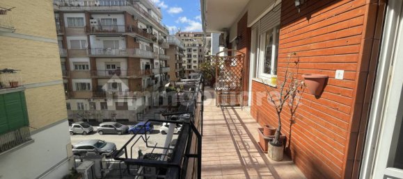 2 Schlafzimmer Wohnung in Rome, Italy, Nr. 14278 4