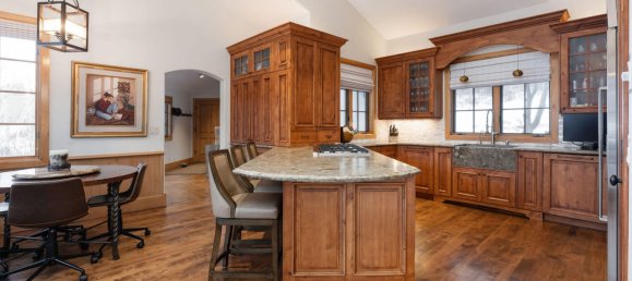 4 bedrooms Commercial property in Edwards, USA No. 263 18