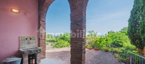 Дом с 3 спальнями в Палая, Италия № 44255 3