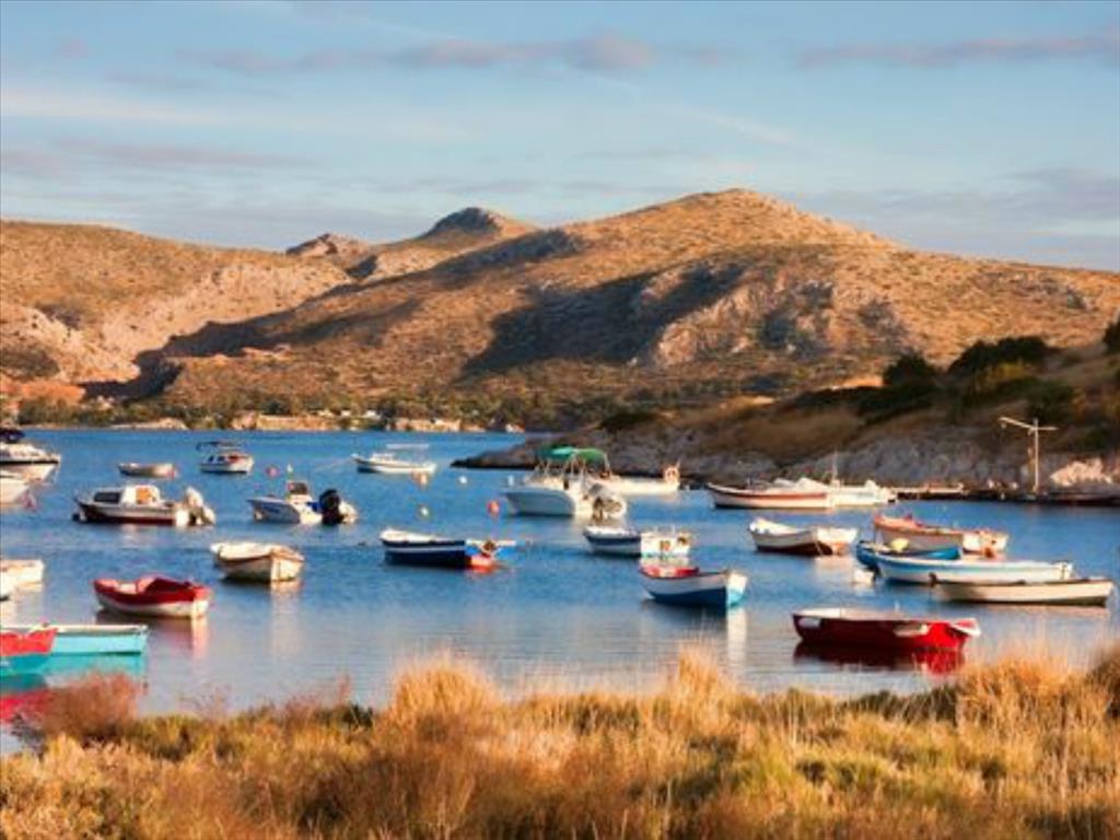 2360m² Hotel in Anavyssos, Greece No. 5350