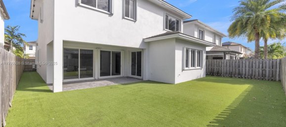 5 dormitorios villa en venta en Miami, Miami-Dade, Florida, USA № 614247 8