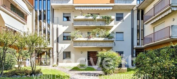 1 bedroom Apartment in Dalmine, Italy No. 354465 4