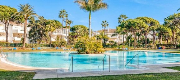 2 bedrooms Apartment in Estepona, Spain No. 124912 3