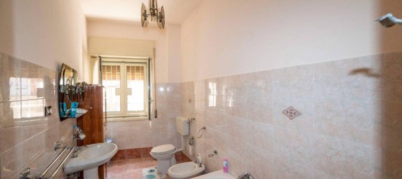 3 bedrooms Apartment in Messina, Italy No. 358902 27