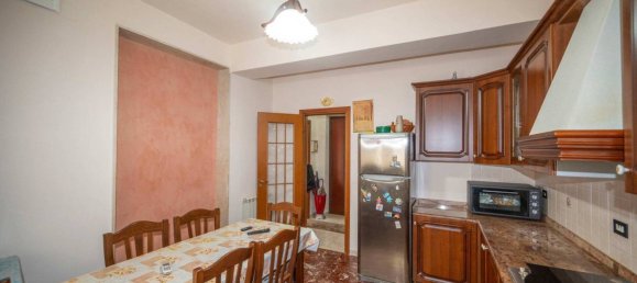 3 bedrooms Apartment in Messina, Italy No. 358902 11