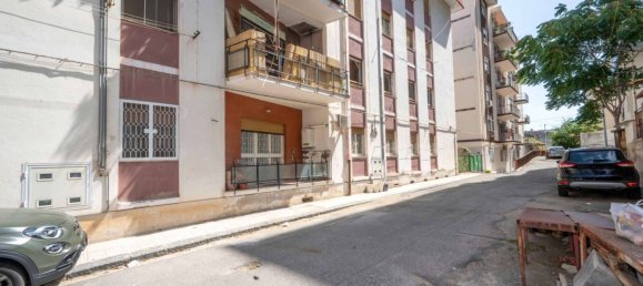 3 bedrooms Apartment in Messina, Italy No. 358902 48