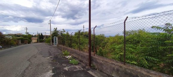 Земельный участок с 2 комнатами в Ачи Катена, Италия № 29367 16