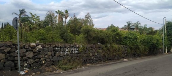 Земельный участок с 2 комнатами в Ачи Катена, Италия № 29367 12