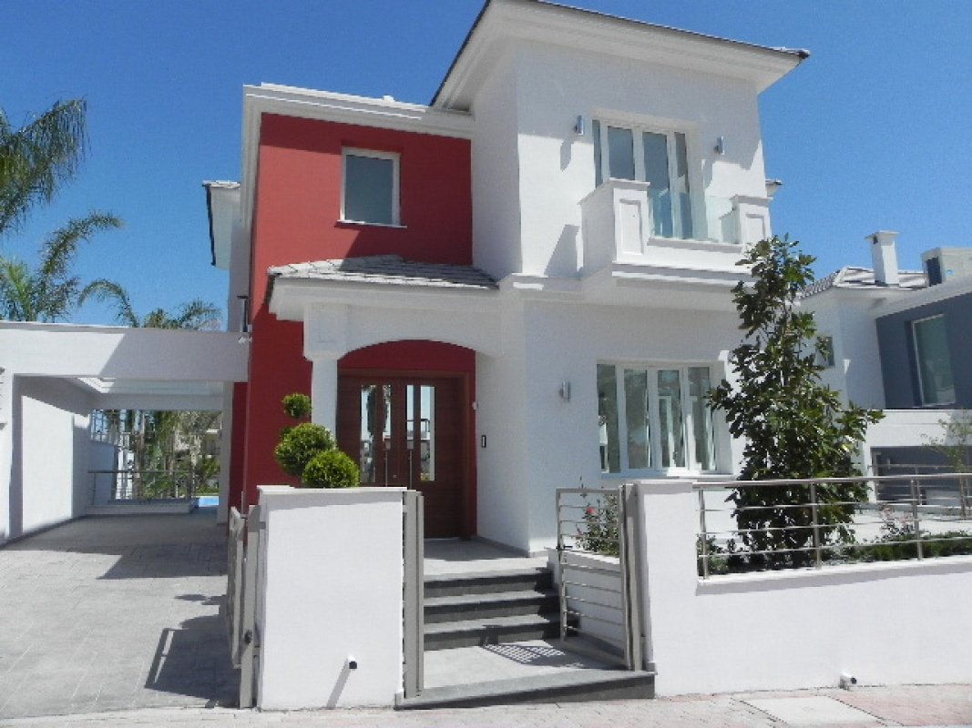 5 bedrooms Villa in Limassol, Cyprus No. 1930