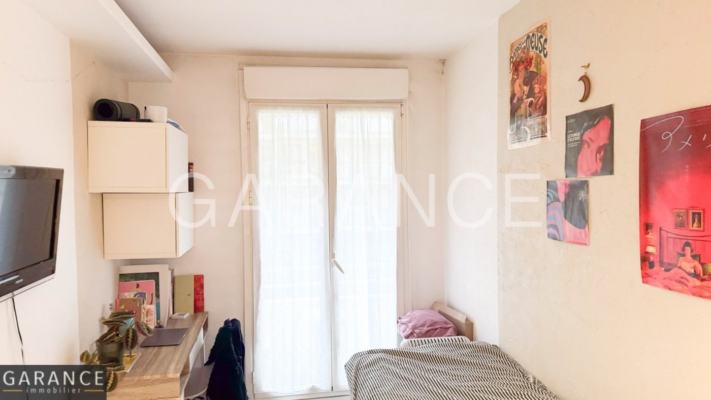 Studio in Paris, France No. 114655