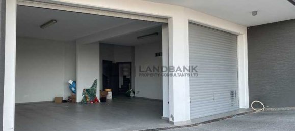 5 bedrooms Villa in Agios Athanasios, Cyprus No. 13737 12