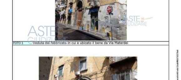 3 rooms Apartment in Naples, Italy No. 10252 2