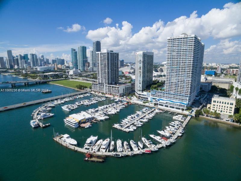  مكتب في Miami, الولايات المتحدة رقم 613356