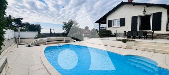 Casa de 3 dormitorios en Neyron, France No. 311562 2