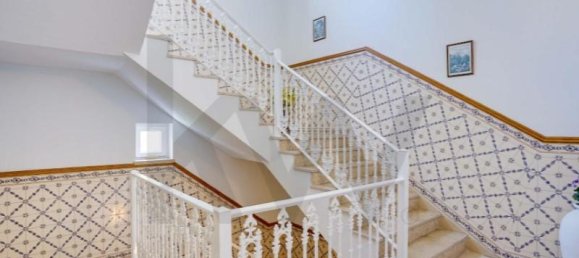 1806m² Commercial property in Cascais, Portugal No. 56949 2