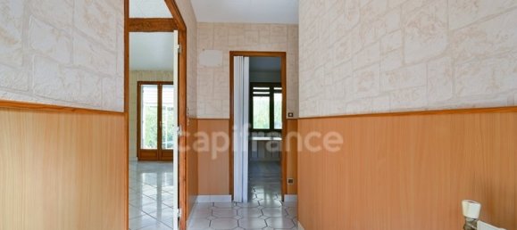 3 Schlafzimmer Haus in Vouziers, France, Nr. 256415 7