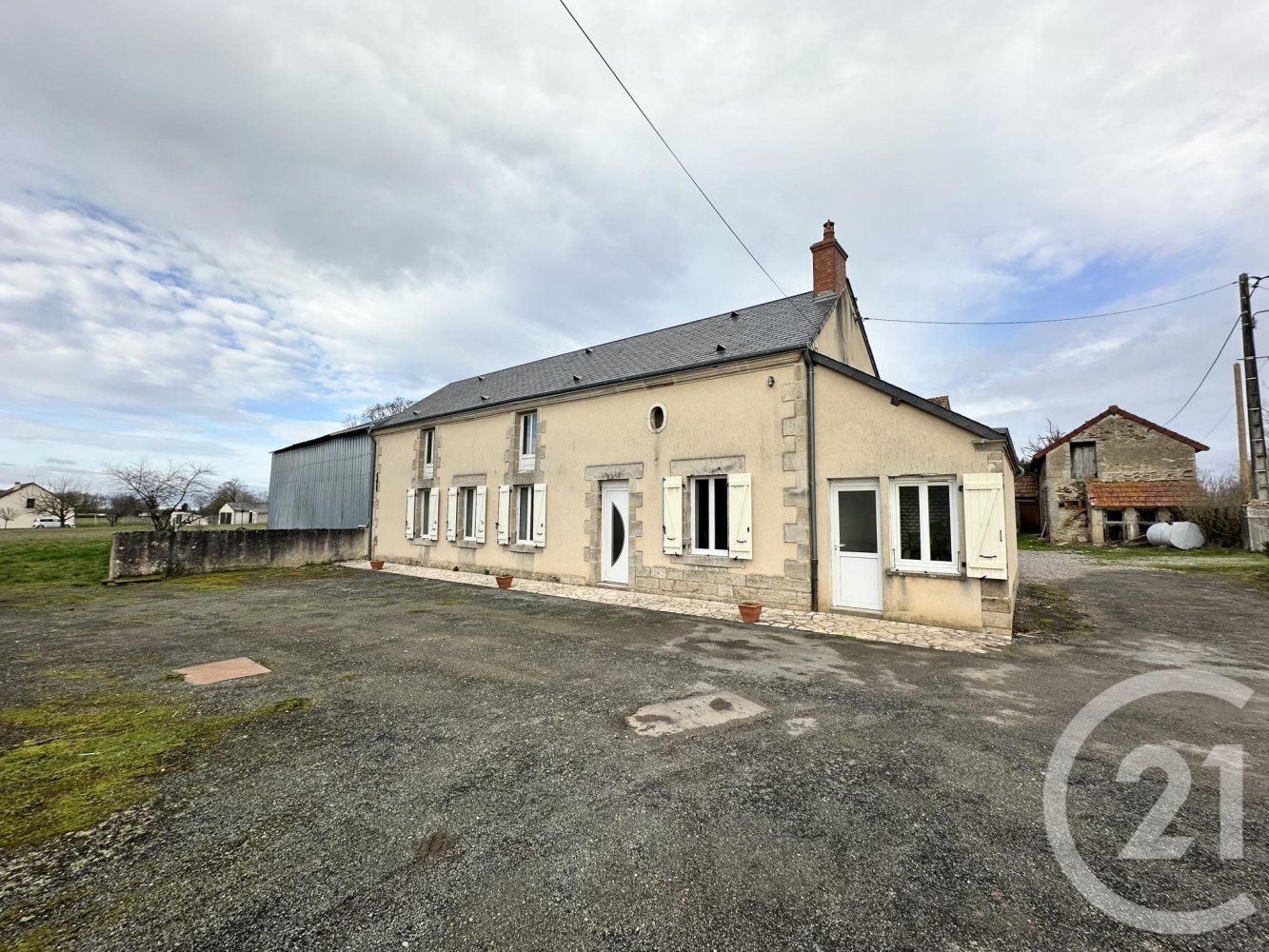 2 chambres Maison à Lignerolles, France No. 79957