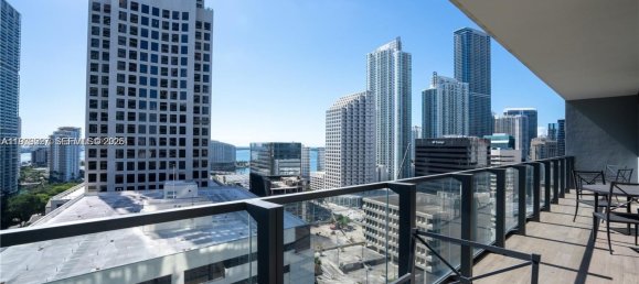 3 bedrooms Commercial property for rent in Miami, Miami-Dade, Florida, USA № 615500 4