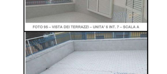 10 rooms Apartment in Naples, Italy No. 10275 16