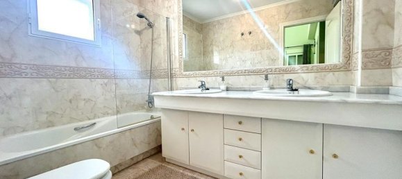 4 bedrooms House in La Zenia, Spain No. 176573 9