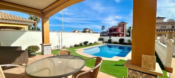 4 bedrooms House in La Zenia, Spain No. 176573 18