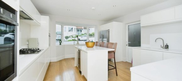 4 bedrooms House in Brighton and Hove, United Kingdom No. 10384 16