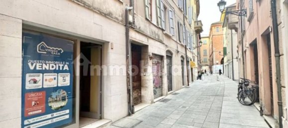 2 rooms Commercial property in Reggio Emilia, Italy No. 71656 4