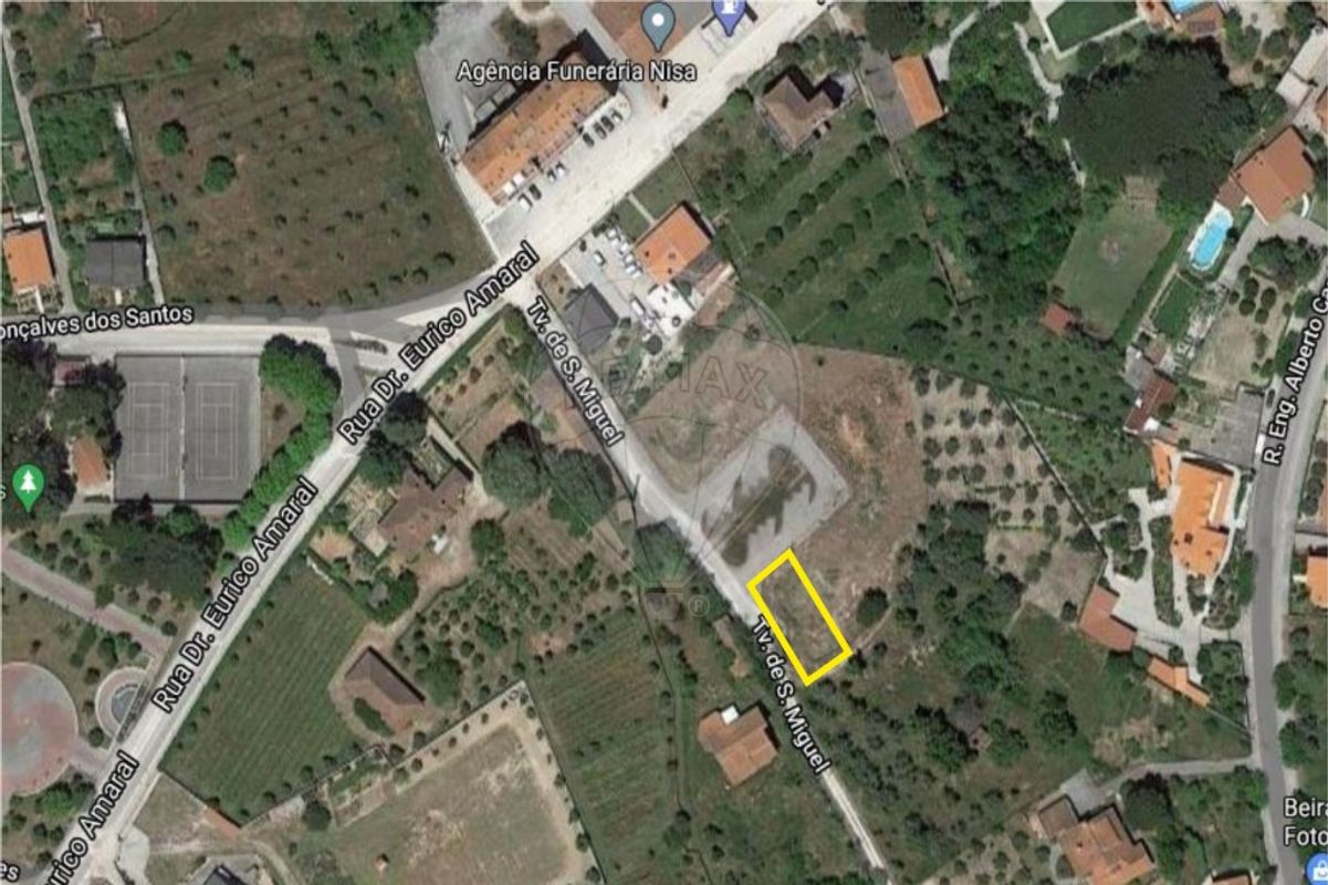 93m² Land in Nelas, Portugal No. 38378