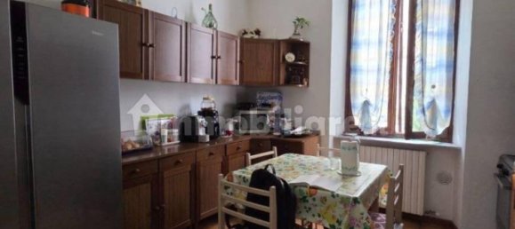 Apartamento de 4 dormitorios en Cesano Maderno, Italy No. 379982 8