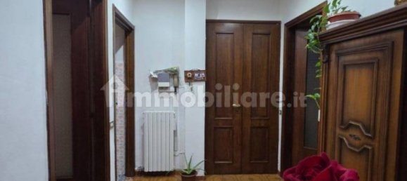 Apartamento de 4 dormitorios en Cesano Maderno, Italy No. 379982 2