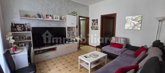 Apartamento de 4 dormitorios en Cesano Maderno, Italy No. 379982 13