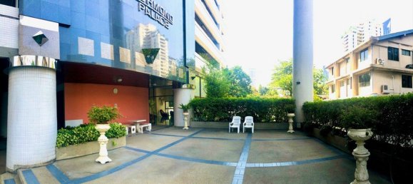 4 bedrooms Condo in Bangkok, Thailand No. 6829 20