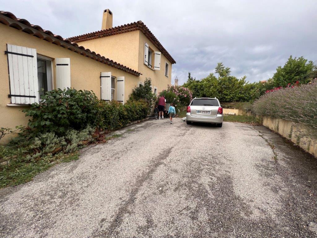 Вилла с 6 спальнями в Буйон, Франция № 1847