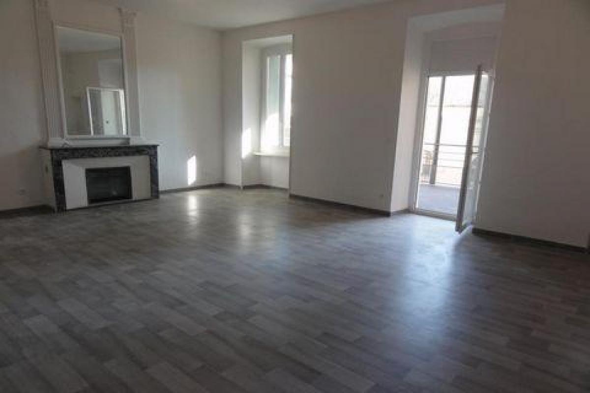 2 bedrooms Condo in Ales, France No. 32865