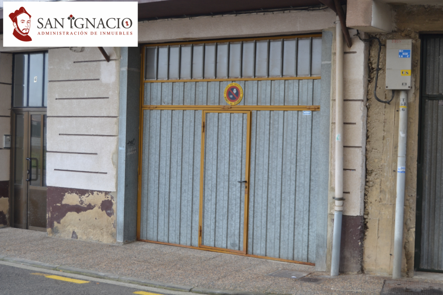 Garage à Villarcayo, Spain 86m² No. 77276