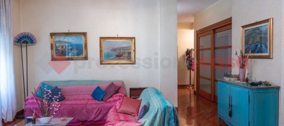 Apartamento de 5 divisões em Salerno, Italy N.º 184176 8
