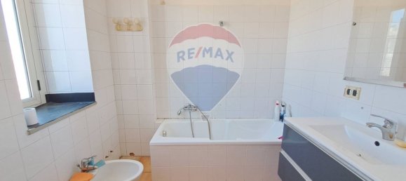 2 bedrooms House in Lanciano, Italy No. 295478 14