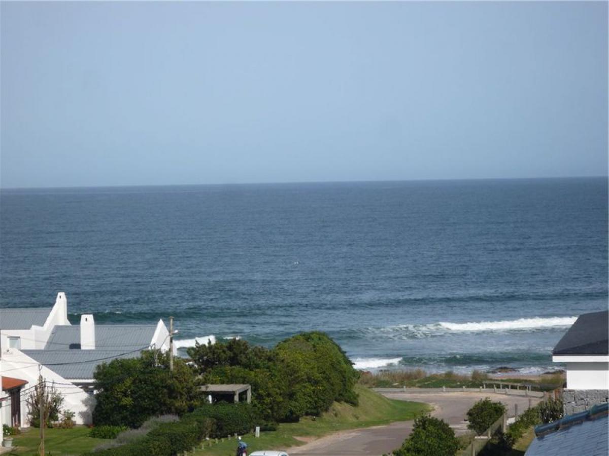 4 bedrooms Apartment in Maldonado, Uruguay No. 4431