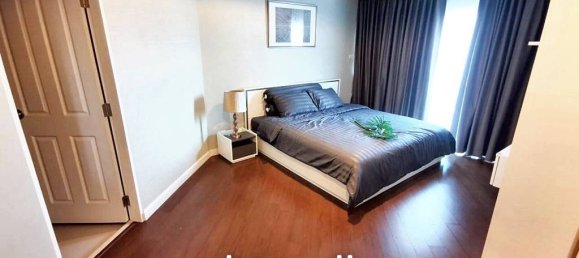 5 bedrooms Duplex in Huai Khwang, Thailand No. 26400 7