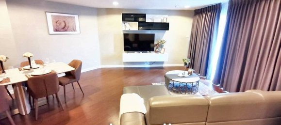 5 bedrooms Duplex in Huai Khwang, Thailand No. 26400 3