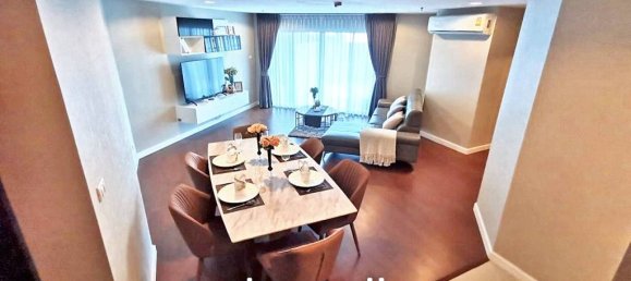 5 bedrooms Duplex in Huai Khwang, Thailand No. 26400 2