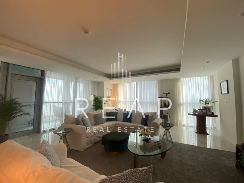 4 bedrooms Apartment in Business Bay, UAE No. 31001