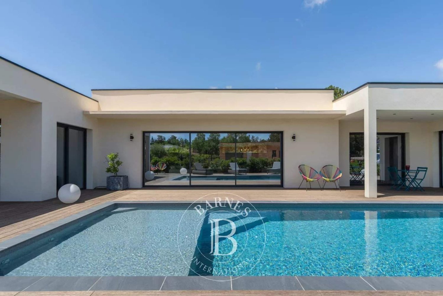 4 bedrooms Villa in Lecci, France No. 265723