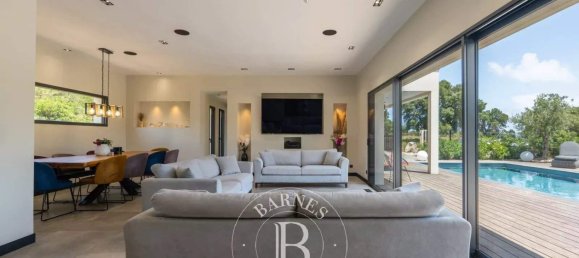 4 bedrooms Villa in Lecci, France No. 265723 14