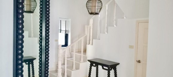 Villa de 3 dormitorios en Pattaya, Thailand No. 67921 10