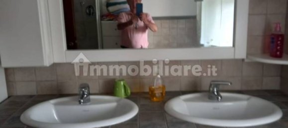 Квартира с 2 спальнями в Колленьо, Италия № 273221 12