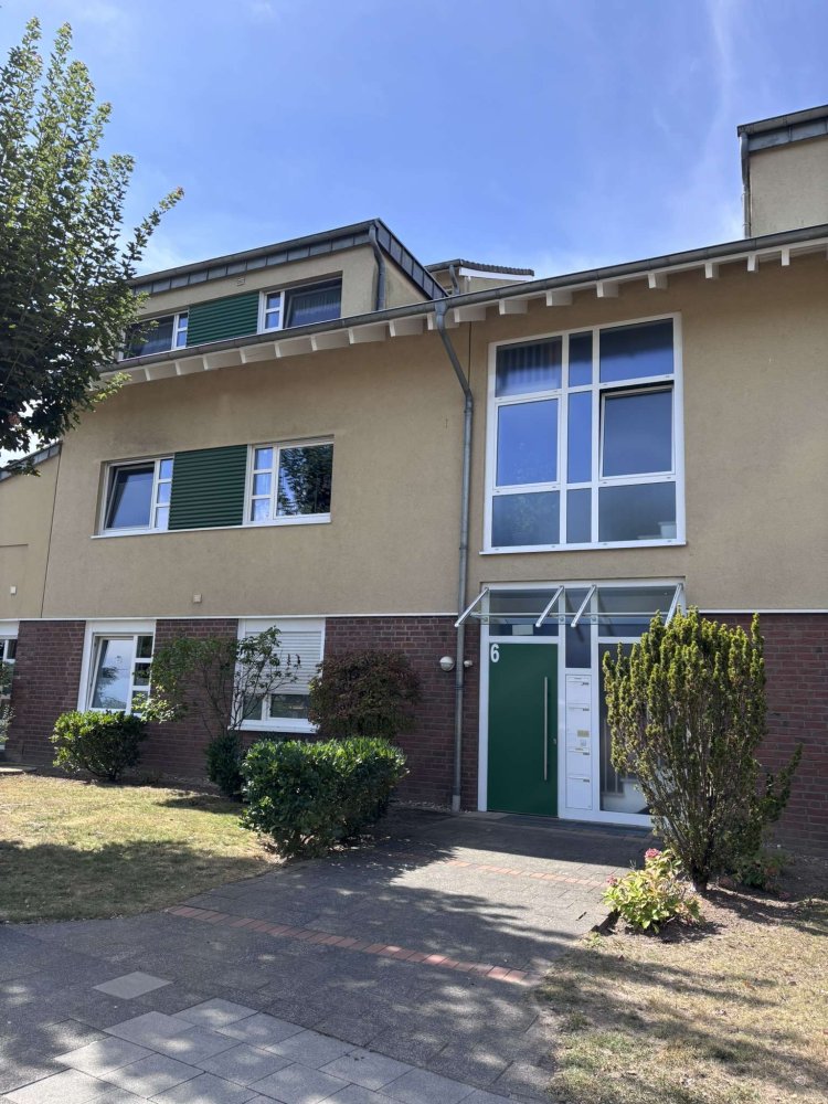 Apartamento de 3 dormitorios en Dormagen, Germany No. 271590