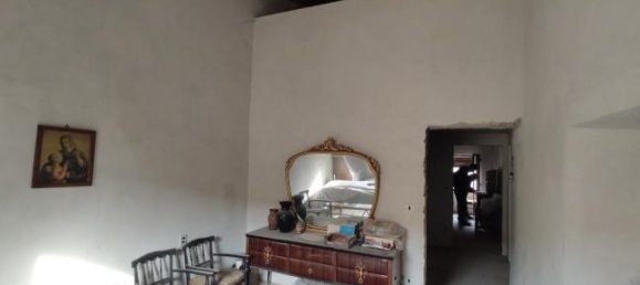 2 bedrooms Apartment in Terranuova Bracciolini, Italy No. 252767 3